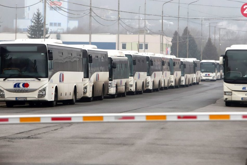 Ilustračný obrázok k článku Pripravte sa, že spojov ubudne: Prímestské autobusy začnú jazdiť v novom režime